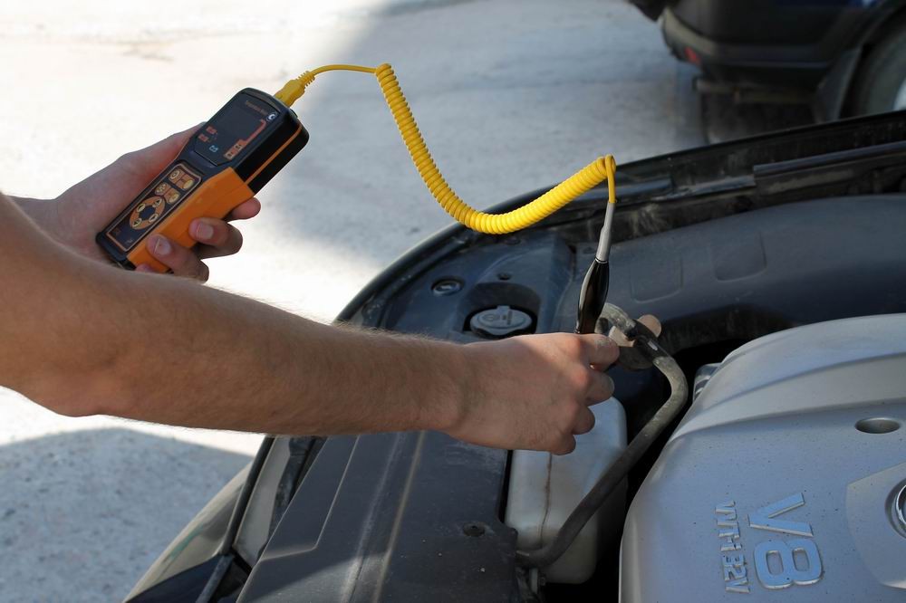 Измерители температуры цифровые портативные IT-8 повышенной точности